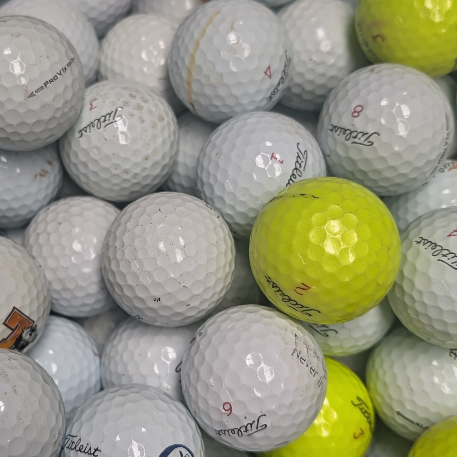 特・A級　タイトリスト　PRO V1　2015年モデル　20個　①　【ロストボール】 特・A級 タイトリスト PRO V1x 2015年モデル 20個 ② ロストボール